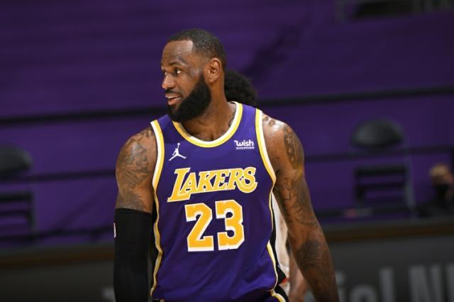 世界杯滚球玩法-皇帝归来状态中规中矩 守住第五已成湖人最大任务