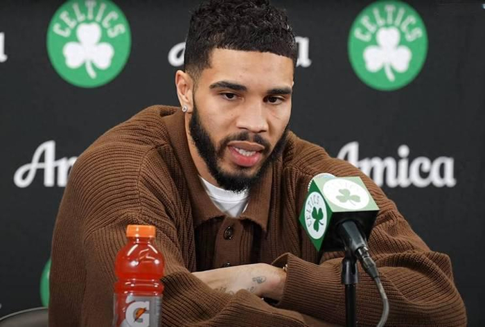 2026世界杯下注-塔图姆：NBA只有四个人真正影响了全世界，库里还不够资格|篮球|斯蒂芬·库里|总决赛|贾巴尔|乔丹_新浪体育_新浪新闻